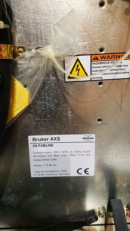 Bruker D 8 Fabline XRD (X-ray Diffractometer)