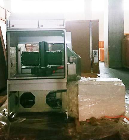 Bruker D 8 Fabline XRD (X-ray Diffractometer)