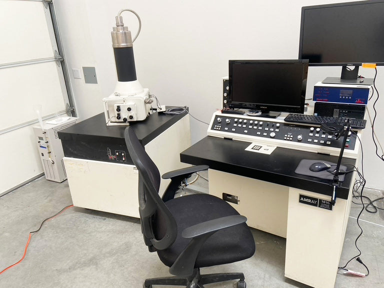 Kratos Axis DLD XPS (X-ray Photoelectron Spectroscopy)