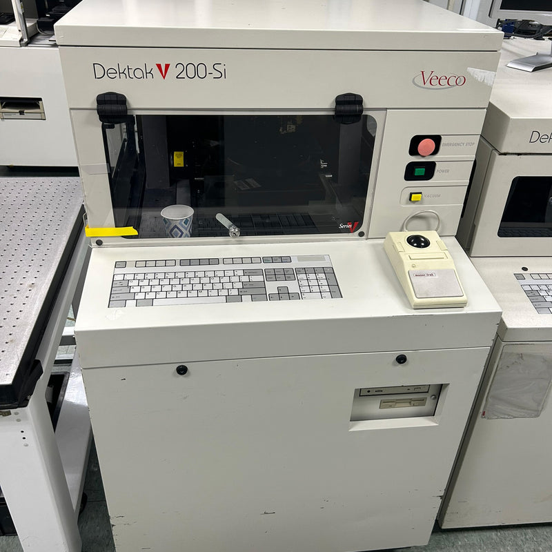 Bruker / Veeco Dektak V 200 Si Profiler