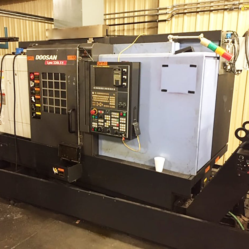 Doosan LYNX 220 LSYA Horizontal Lathe