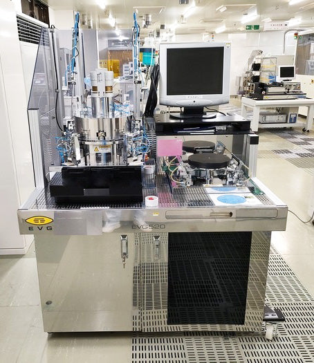 EVG 520 Bonder