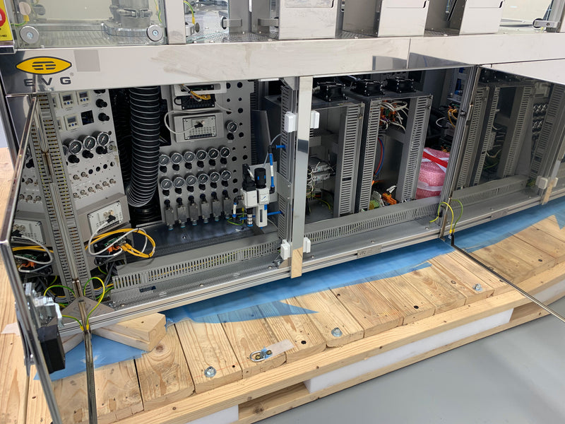 EVG 850 Wafer Bonder