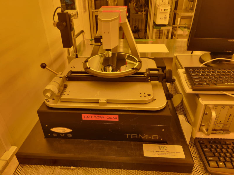 EVG 40 Top-to-Bottom Side Measurement System