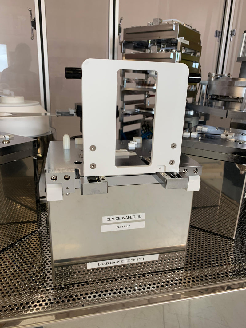 EVG 850 Wafer Bonder