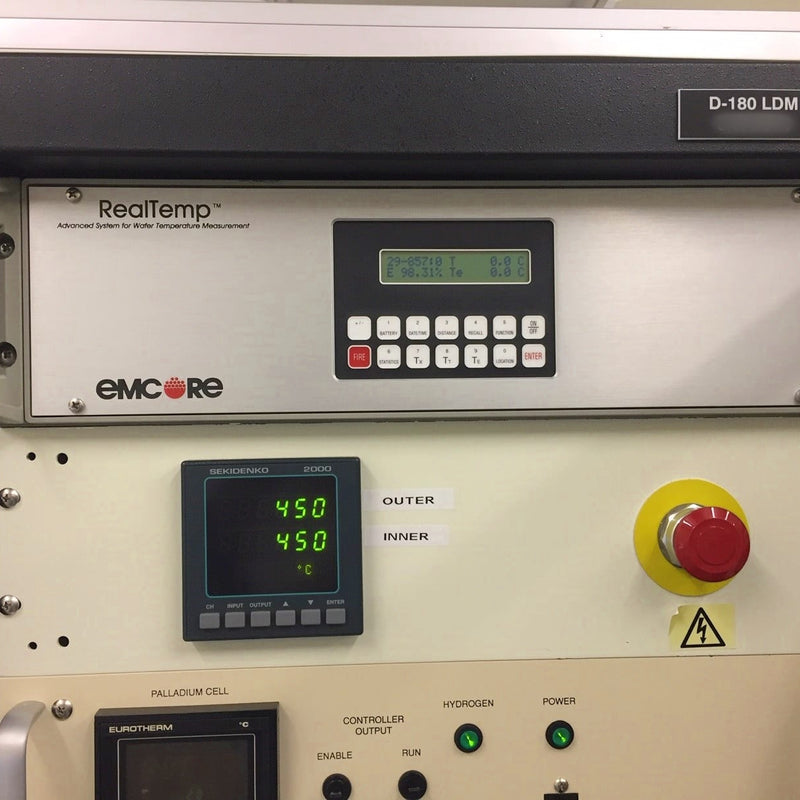 Veeco D 180 LDM MOVPE System