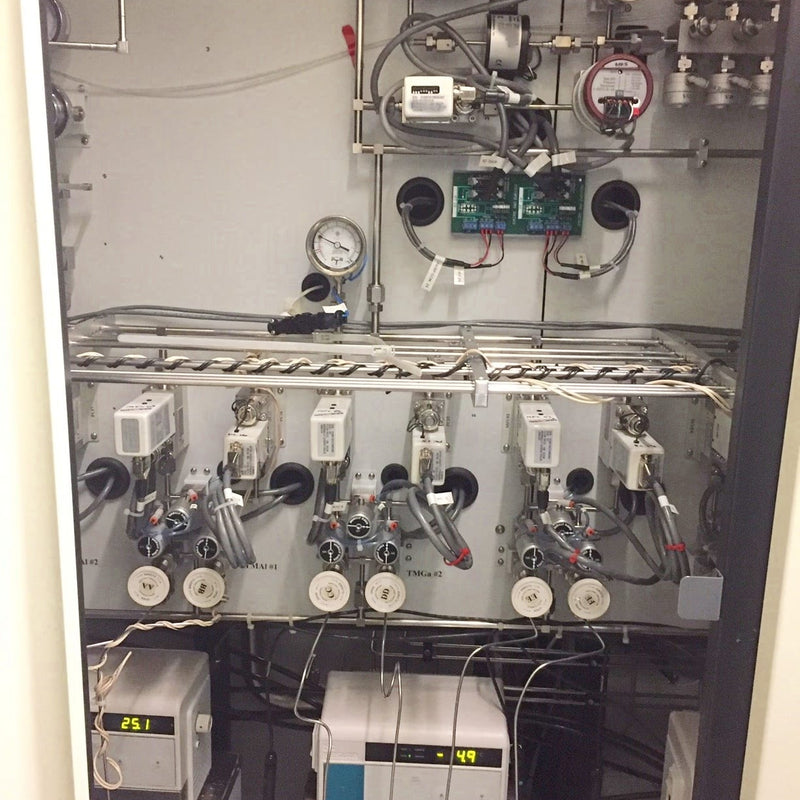 Veeco D 180 LDM MOVPE System