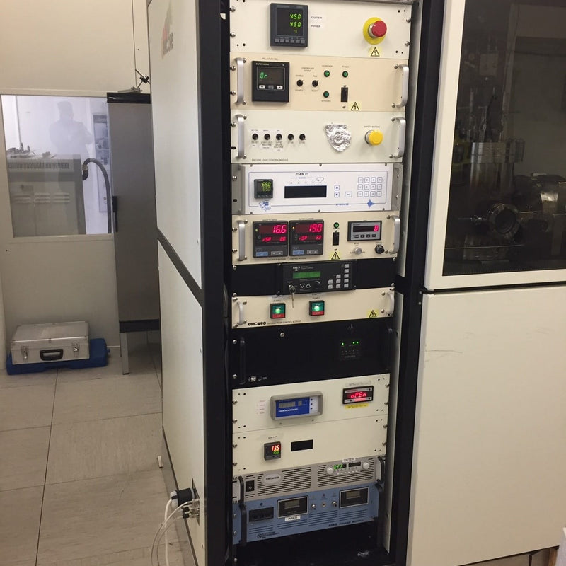 Veeco D 180 LDM MOVPE System