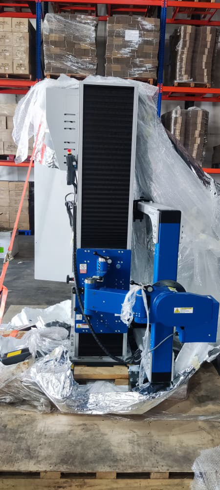 ESMO Ikarus Manipulator