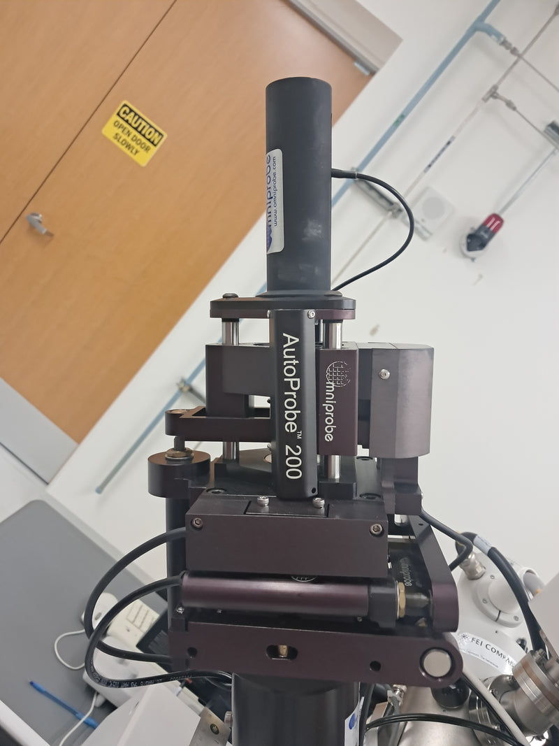 Thermo Fisher Scientific / FEI Strata 400 S FE-SEM (Field Emission Scanning Electron Microscope)