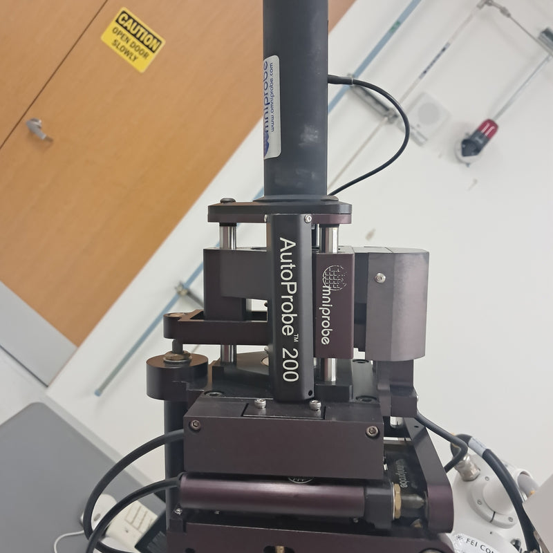 Thermo Fisher Scientific / FEI Strata 400 S FE-SEM (Field Emission Scanning Electron Microscope)