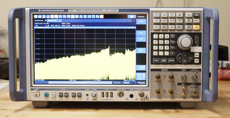 Rohde & Schwarz FSW 67 Signal Spectrum Analyzer
