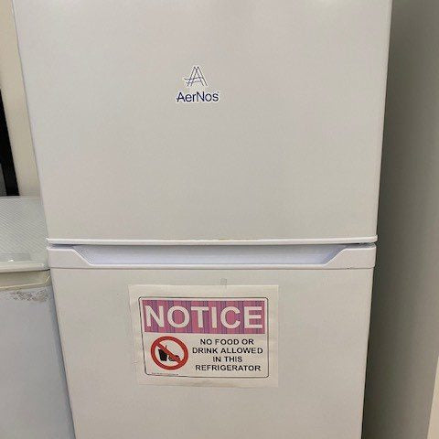 Insignia NS-RTM 10 WH 7 Refrigerator