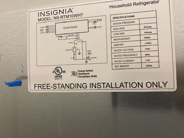 Insignia NS-RTM 10 WH 7 Refrigerator