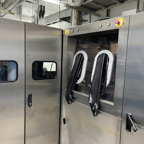 Aixtron AIX 2600 G 3 R MOCVD / OMVPE (Metal Organic Chemical Vapor Deposition / Organometallic Vapor Phase Epitaxy)