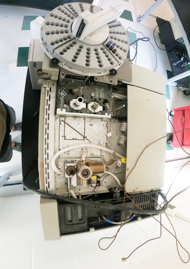 Agilent 5890 Series II GC (Gas Chromatography)