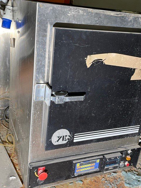 Yes 1518 SME Vacuum Oven