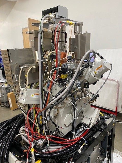 Thermo Fisher Scientific / FEI Helios NanoLab 600 I FIB-SEM (Focused Ion Beam - Scanning Electron Microscope)