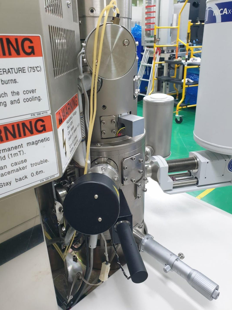 Hitachi S 5200 FE-SEM (Field Emission Scanning Electron Microscope)