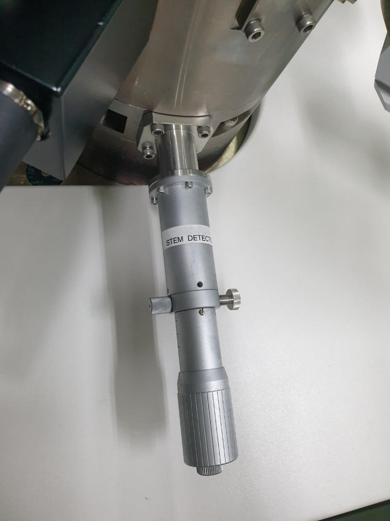 Hitachi S 5200 FE-SEM (Field Emission Scanning Electron Microscope)