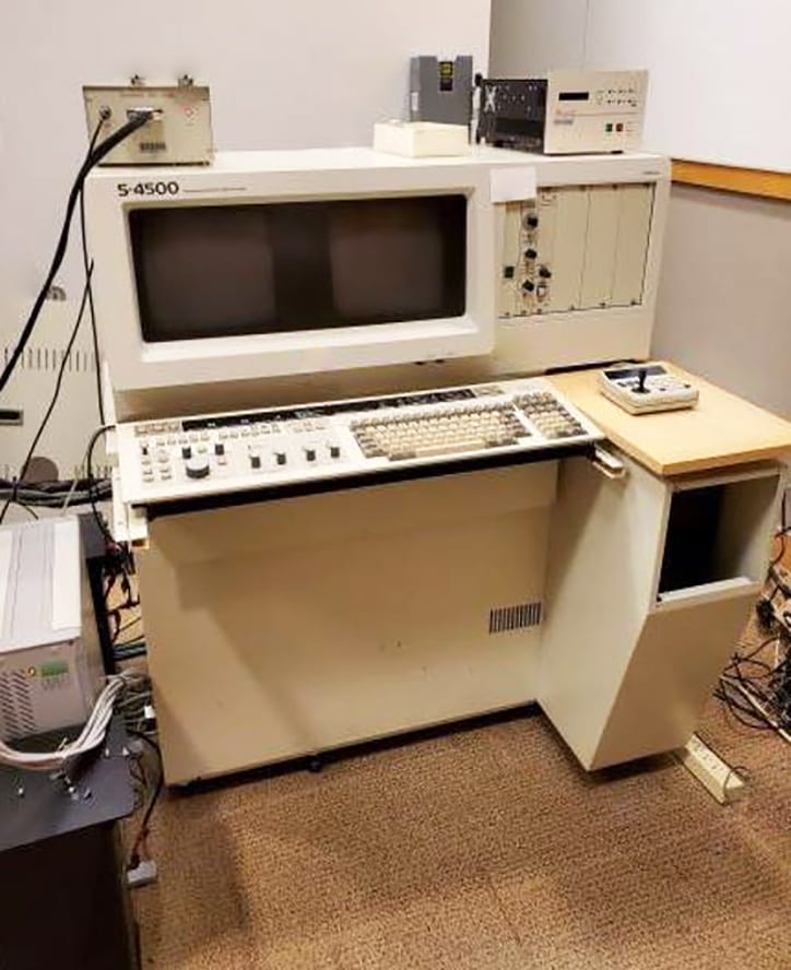 Hitachi S 4500 FE-SEM (Field Emission Scanning Electron Microscope)