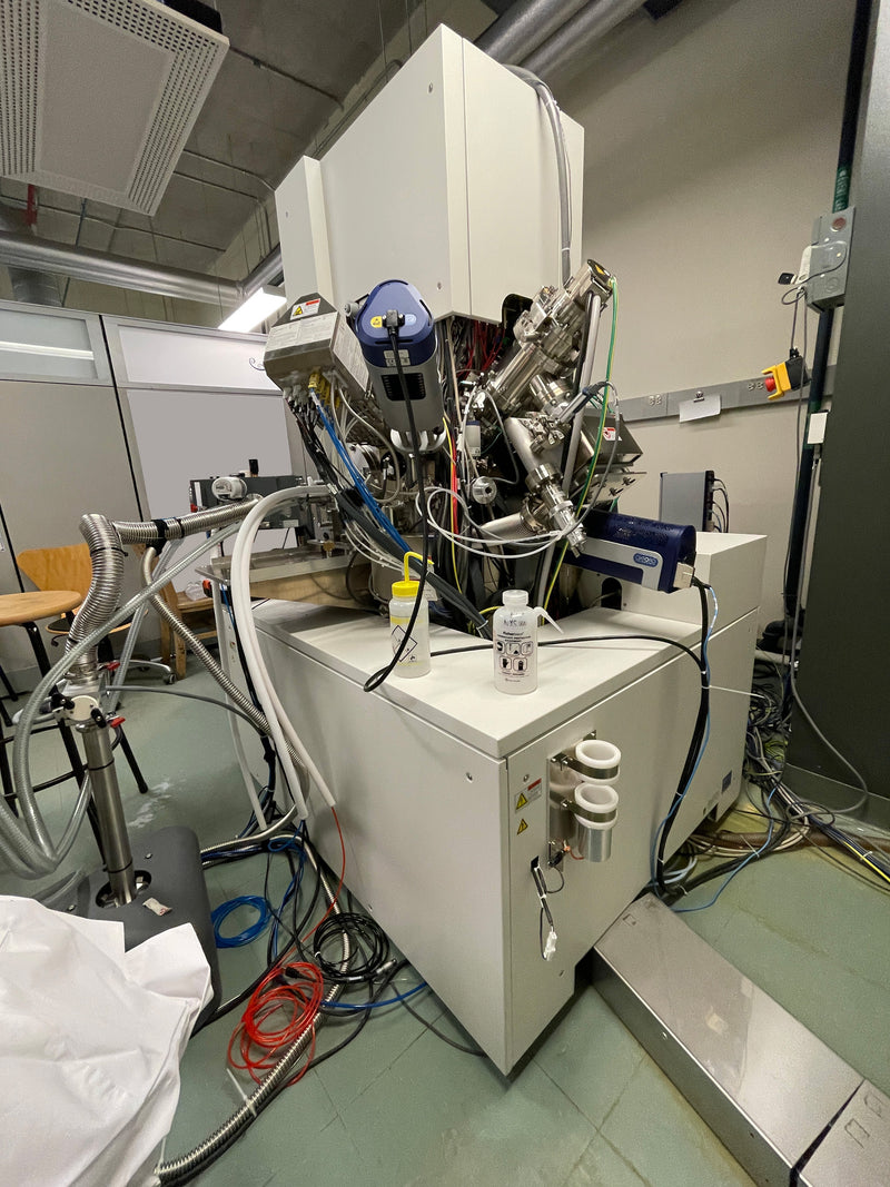 Hitachi NX 5000 FIB-SEM (Focused Ion Beam - Scanning Electron Microscope)