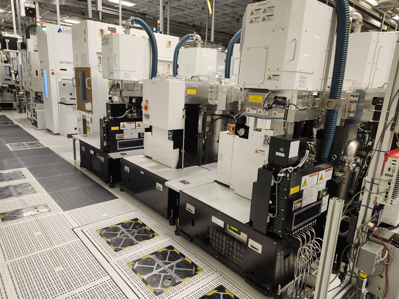 Hitachi 9000 Series Etch System