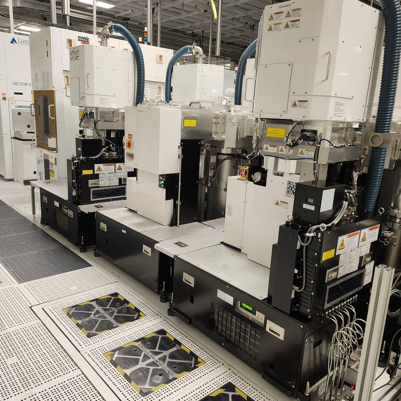 Hitachi 9000 Series Etch System