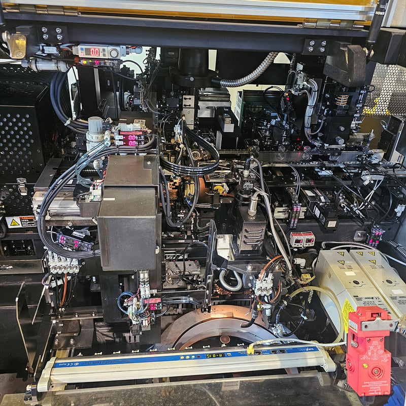 Hitachi CM 700 H Die Bonder