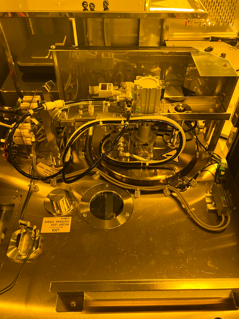 Hitachi S 9220 CD-SEM (Critical Dimension Scanning Electron Microscope)
