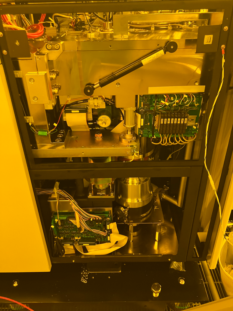 Hitachi S 9220 CD-SEM (Critical Dimension Scanning Electron Microscope)