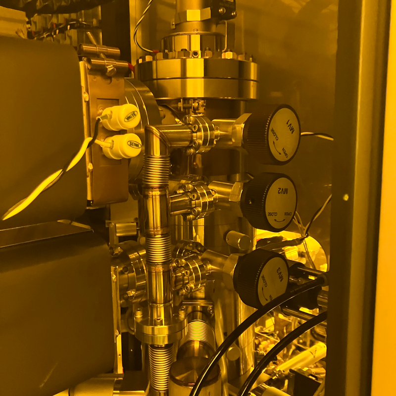 Hitachi S 9220 CD-SEM (Critical Dimension Scanning Electron Microscope)