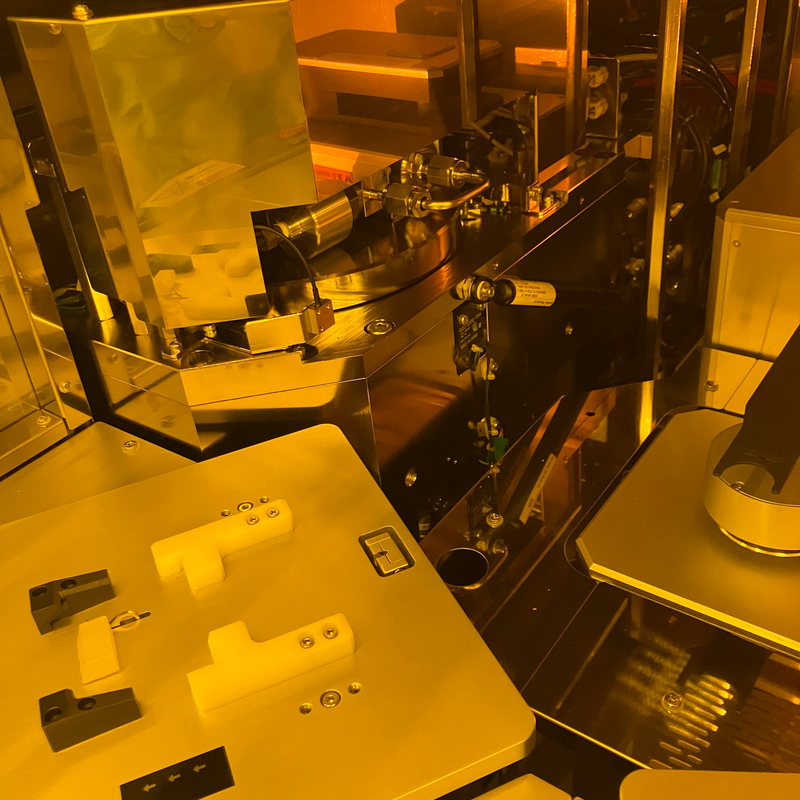 Hitachi S 9220 CD-SEM (Critical Dimension Scanning Electron Microscope)