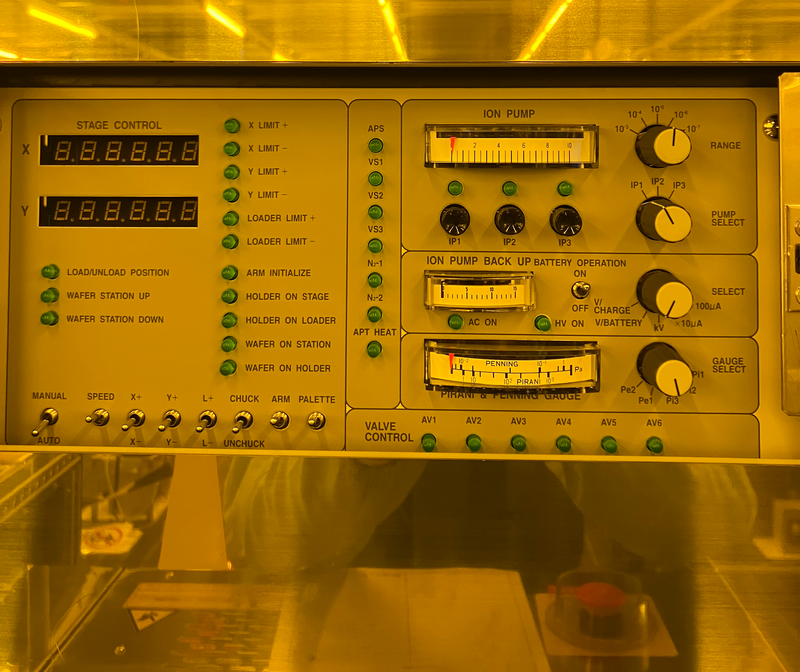 Hitachi S 9220 CD-SEM (Critical Dimension Scanning Electron Microscope)