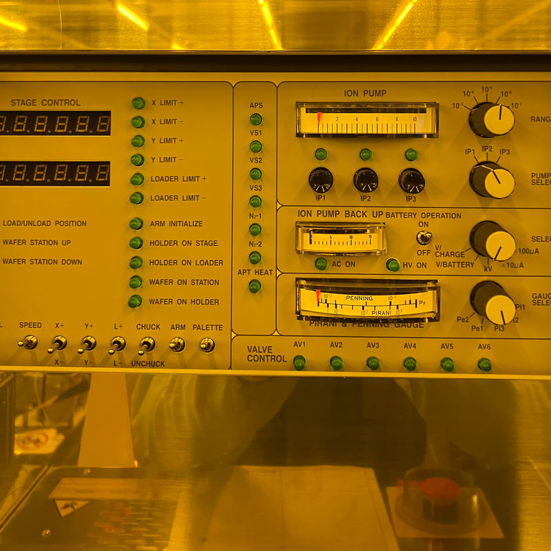 Hitachi S 9220 CD-SEM (Critical Dimension Scanning Electron Microscope)
