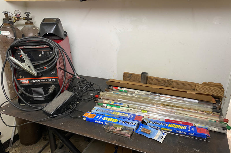 Lincoln Square Wave TIG 175 Welder