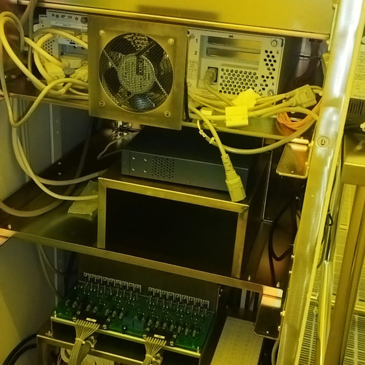Hitachi S 8840 CD-SEM (Critical Dimension Scanning Electron Microscope)