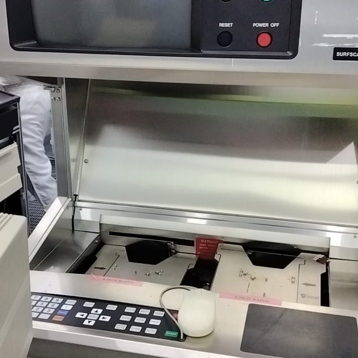 KLA Surfscan 6220 Particle Defect System