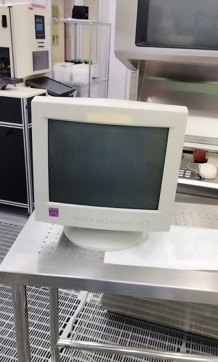 KLA Surfscan 6220 Particle Defect System