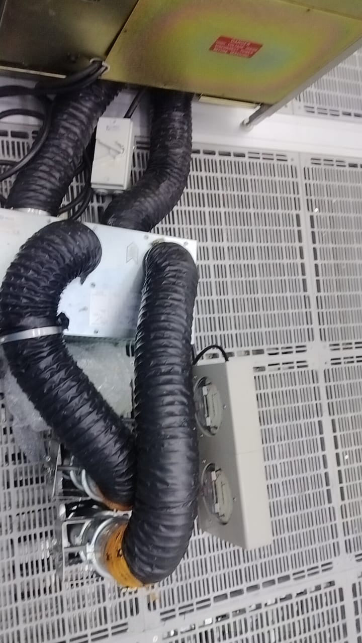 KLA Surfscan 6220 Particle Defect System