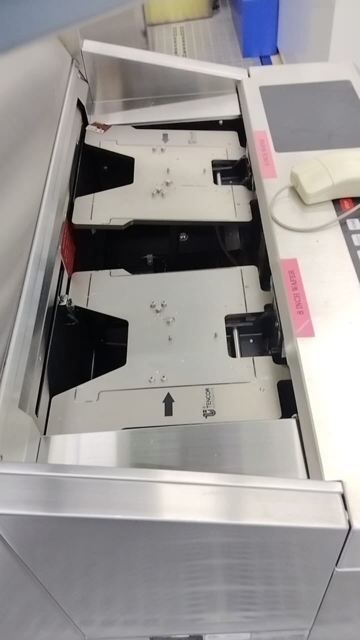 KLA Surfscan 6220 Particle Defect System