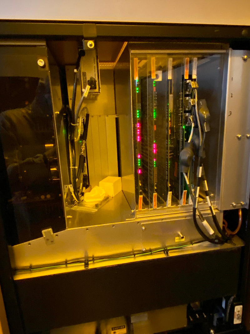 KLA 301 350-4 C 2 Photomask Inspection