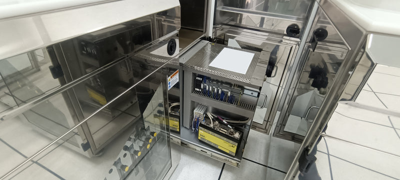SUSS Delta 80 Spin Coater / Developer