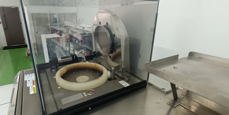 SUSS Delta 80 Spin Coater / Developer