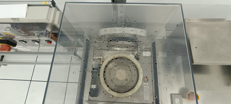 SUSS Delta 80 Spin Coater / Developer