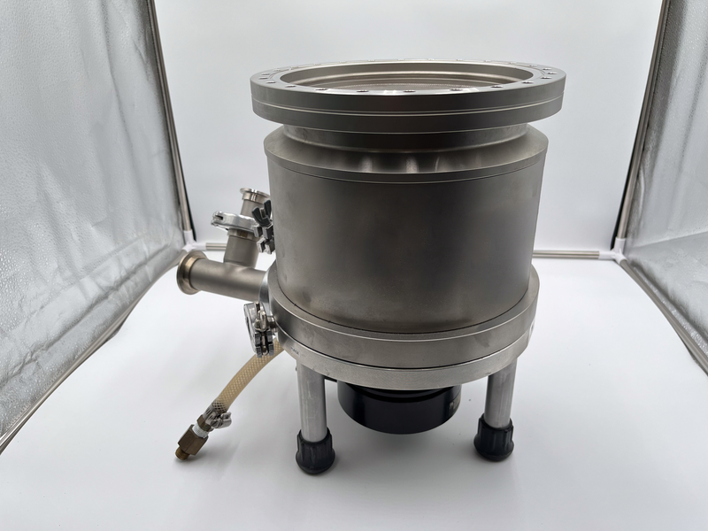 Leybold Turbovac 1000 C Turbomolecular Vacuum Pump