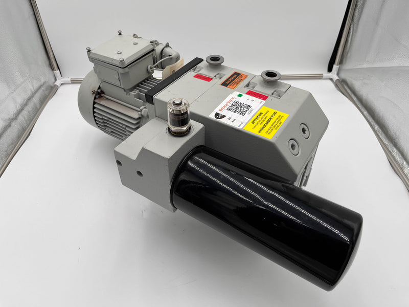 Leybold Trivac D 8 B Rotary Vacuum Pump