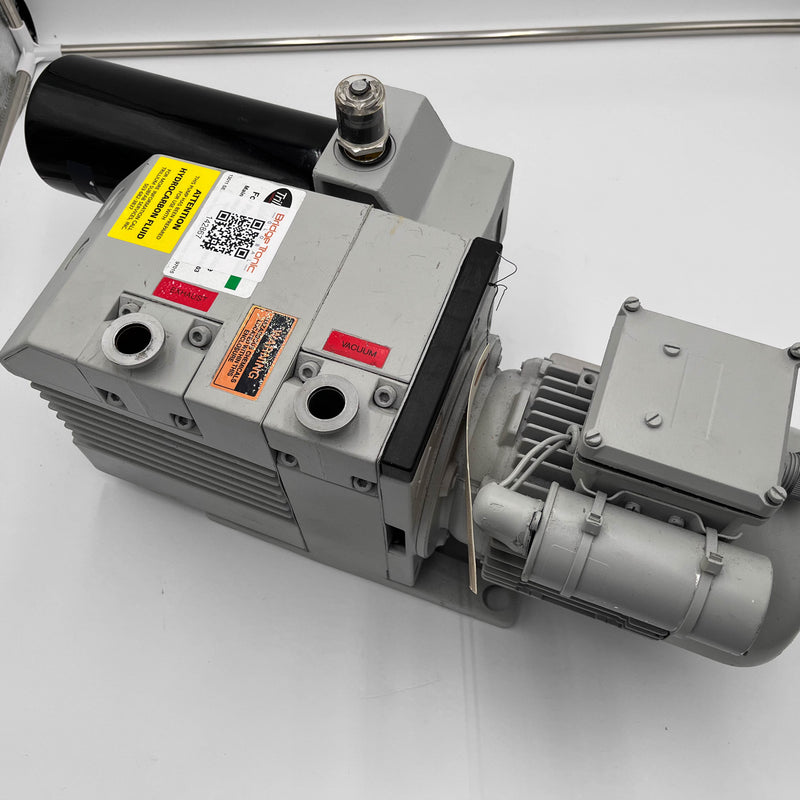 Leybold Trivac D 8 B Rotary Vacuum Pump