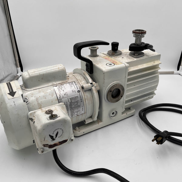 Leybold Trivac D 4 A Vacuum Pump