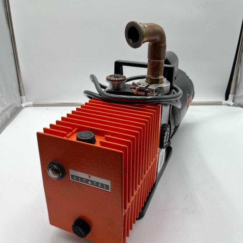 Pfeiffer / Alcatel 2012 A Rotary Pump